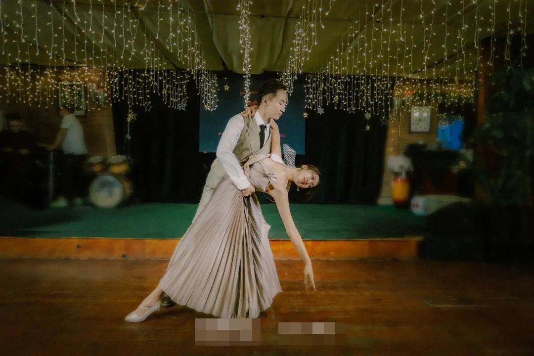 Đám cưới trong công viên với phần trang trí đậm sắc mùa hè, chi phí 205 triệu đồng - Ảnh 15.