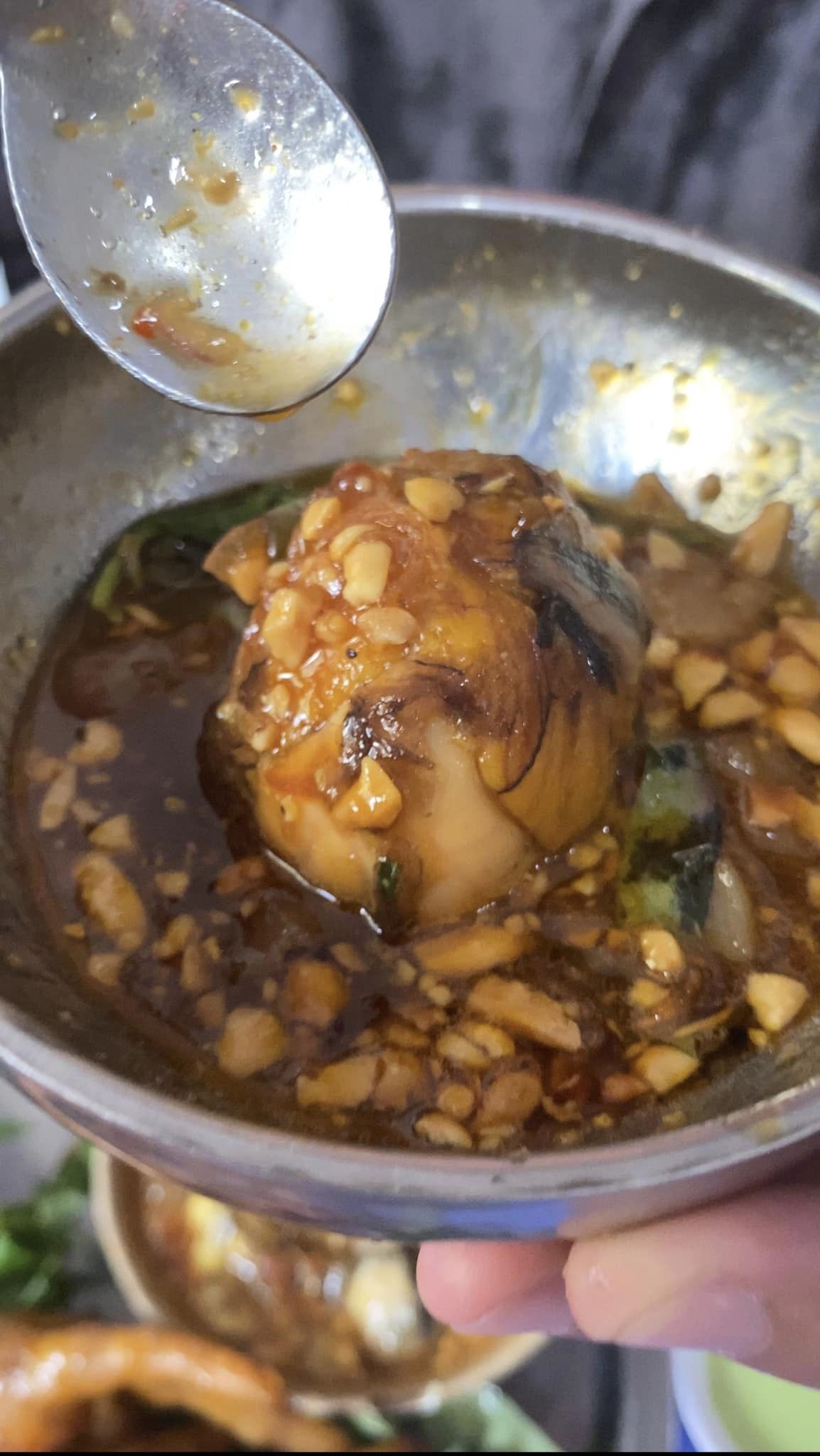 Những hàng quán nổi tiếng ở TP.HCM với câu chuyện nuôi con ăn học thành tài, mua nhà tiền tỷ - Ảnh 8.