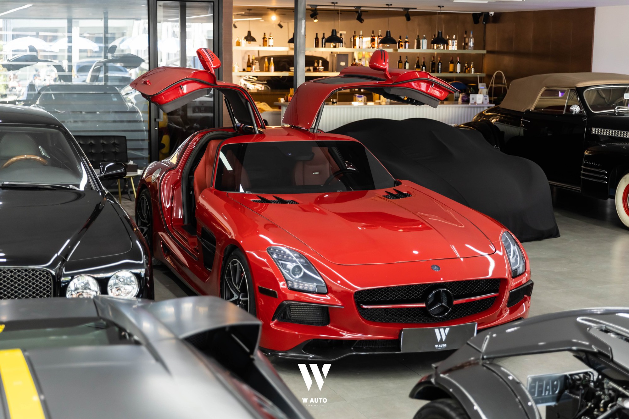 Vừa đưa Koenigsegg Regera sang Thuỵ Điển bảo dưỡng, đại gia Hoàng Kim Khánh được mời sang tận nhà máy giao lưu với chủ hãng xe - Ảnh 6.