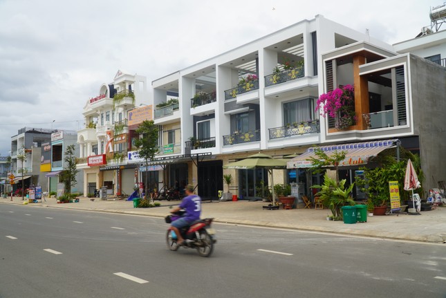 Gần 2 năm, người dân khu tái định cư sân bay Long Thành vẫn ngóng việc làm - Ảnh 1.