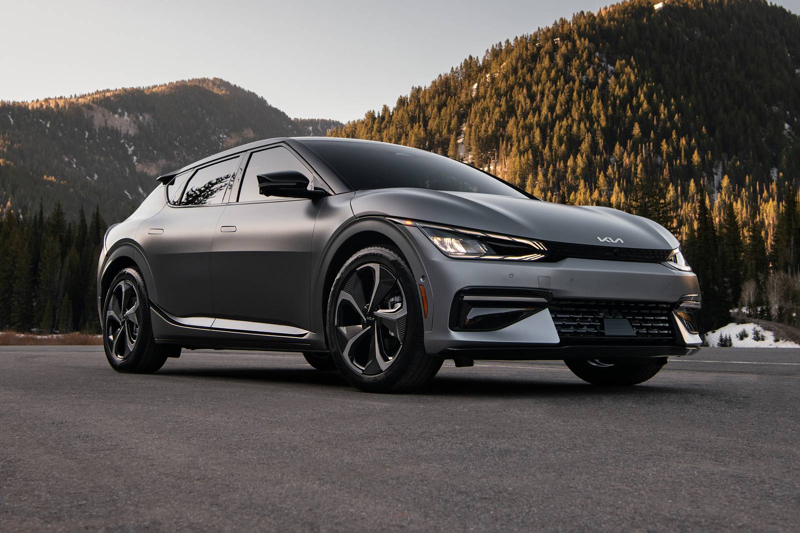 Mẫu xe điện sạc nhanh nhất thế giới: Nạp 15 phút đủ chạy từ Hà Nội đến Huế - Ảnh 3. Mẫu xe điện sạc nhanh nhất thế giới: Nạp 15 phút đủ chạy từ Hà Nội đến Huế - Ảnh 3.