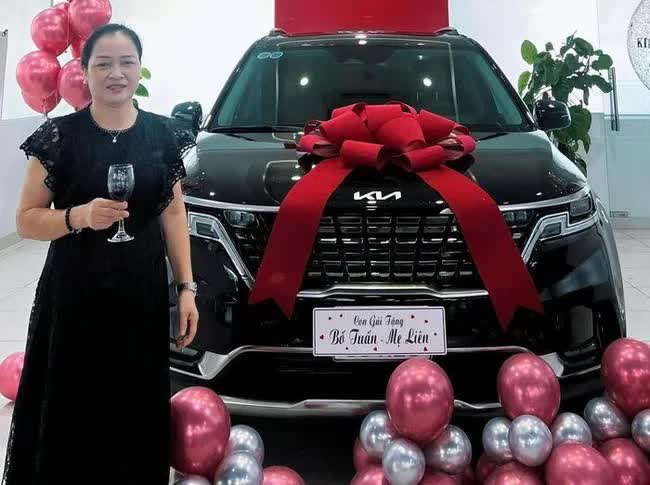 Từng cật lực livestream kiếm tiền sau khi chia tay bạn trai đại gia, Hoà Minzy thật sự giàu thế nào? - Ảnh 11.