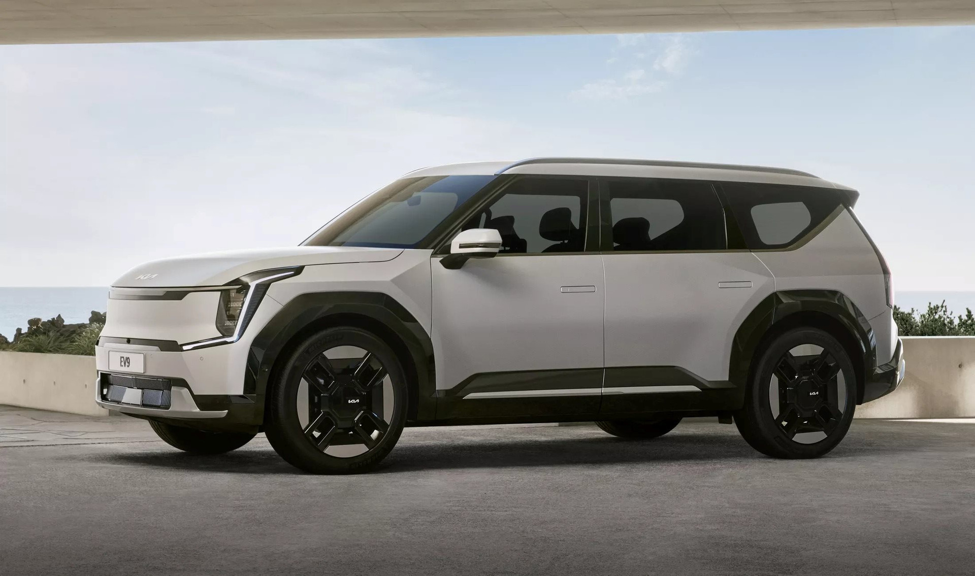 Kia EV9 ra mắt – SUV điện đến từ tương lai, đối đầu trực tiếp VinFast VF9 - Ảnh 1. Kia EV9 ra mắt – SUV điện đến từ tương lai, đối đầu trực tiếp VinFast VF9 - Ảnh 1.