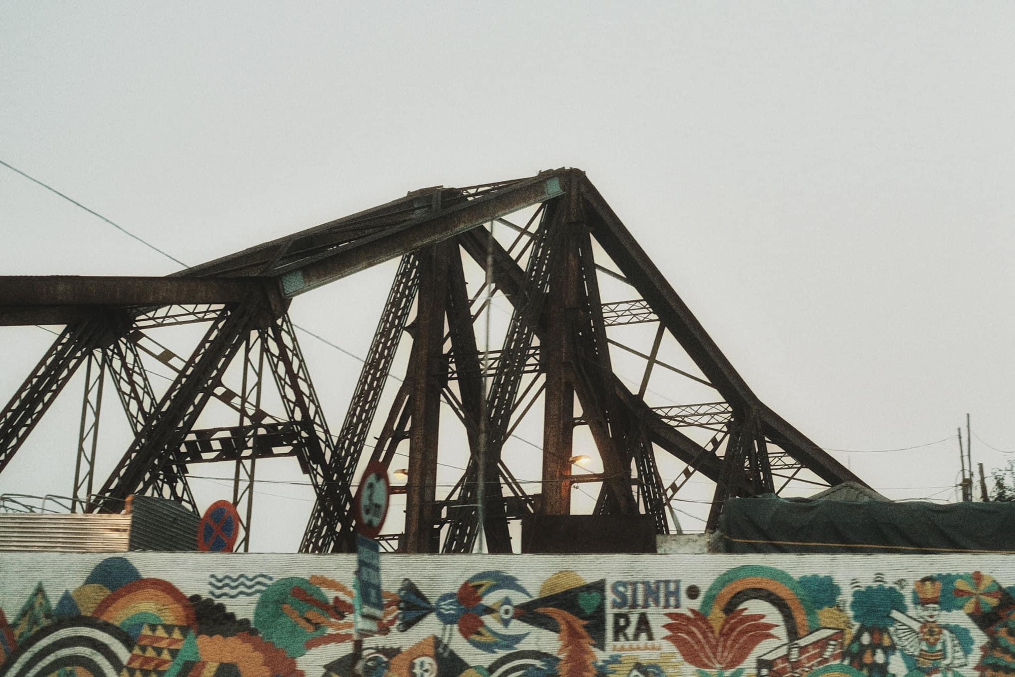 Hà Nội hoài cổ, đầy mộng mơ dưới ống kính của Idol Hàn gốc Việt: Tự hào khi hình ảnh Việt Nam được quảng bá rộng rãi - Ảnh 6.