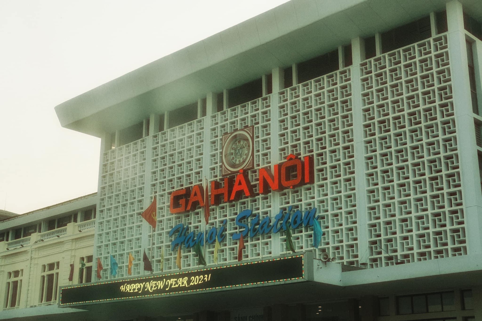 Hà Nội hoài cổ, đầy mộng mơ dưới ống kính của Idol Hàn gốc Việt: Tự hào khi hình ảnh Việt Nam được quảng bá rộng rãi - Ảnh 5.