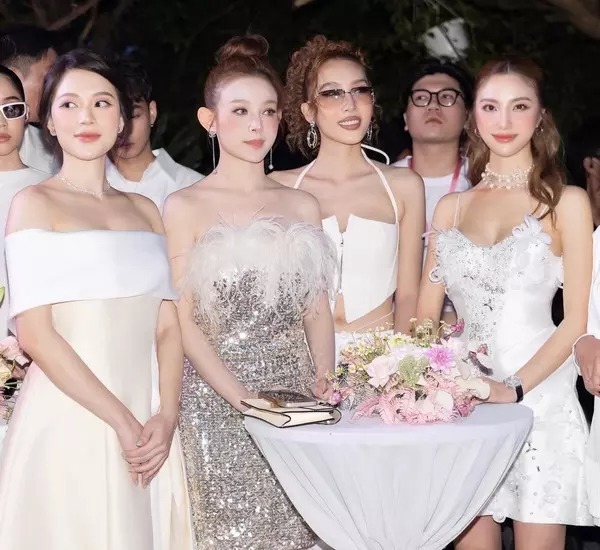  Hội chị em hot girl của Linh Rin: Toàn lấy chồng đại gia, riêng con dâu nhà Johnathan Hạnh Nguyễn có một điểm khác biệt với phần còn lại - Ảnh 1.