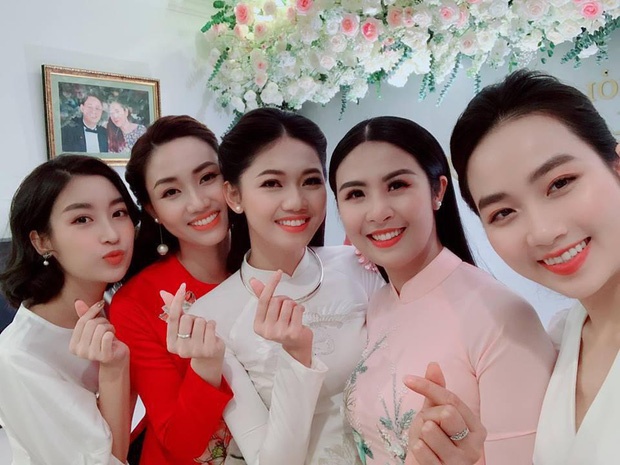 Đỗ Mỹ Linh và dàn người đẹp tụ họp mừng sinh nhật Hoa hậu Ngọc Hân - Ảnh 6.