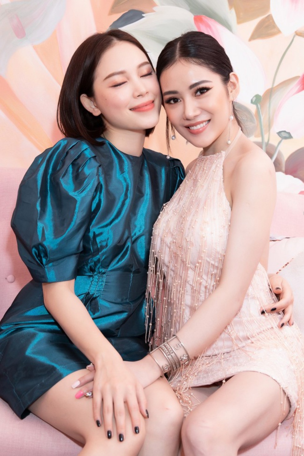 Linh Rin hé lộ về đám cưới khủng: Mang gần 200kg hành lý sang Philippines, cô dâu được cháu gái chồng làm điều đặc biệt - Ảnh 5. Linh Rin hé lộ về đám cưới khủng: Mang gần 200kg hành lý sang Philippines, cô dâu được cháu gái chồng làm điều đặc biệt - Ảnh 5.