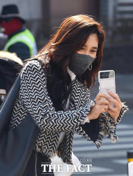 Công chúa Samsung Lee Boo Jin lại gây bão khi lộ diện, nhưng spotlight lại rơi vào 1 thứ khác không phải chiếc đồng hồ 180 triệu trên tay - Ảnh 8.