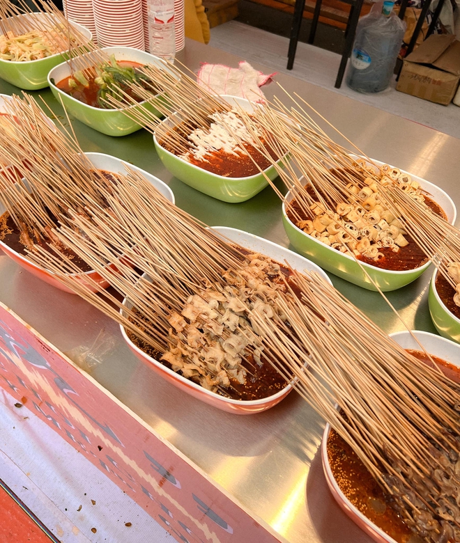 Dân mạng rầm rộ rủ nhau đi Trung Quốc tốn chưa đến 2 triệu đồng/người, sự thật đằng sau là gì? - Ảnh 26. Dân mạng rầm rộ rủ nhau đi Trung Quốc tốn chưa đến 2 triệu đồng/người, sự thật đằng sau là gì? - Ảnh 26.