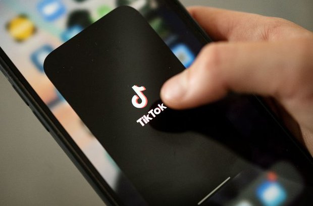  Mỹ: Lướt TikTok quá nhiều, học sinh được đề xuất làm thêm đến 9 giờ tối để vừa kiếm thêm tiền vừa bớt chơi MXH - Ảnh 3.