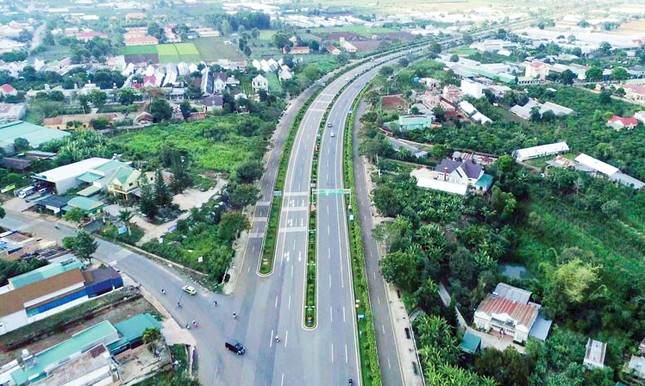 Mở rộng diện tích gấp 9 lần để giải nén cho Đà Lạt - Ảnh 1. Mở rộng diện tích gấp 9 lần để giải nén cho Đà Lạt - Ảnh 1.