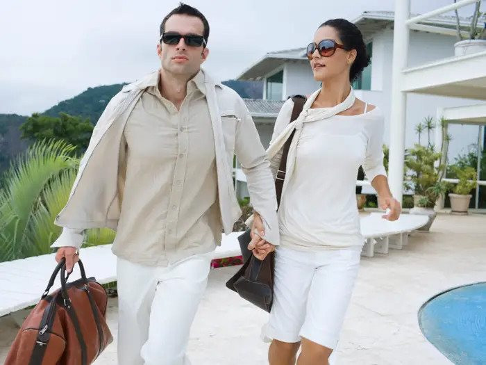 Để được phục vụ khách hàng giàu có, nhân viên ngân hàng phố Wall phải vượt qua gian khổ: Kiến thức sâu rộng thôi là chưa đủ - Ảnh 2.