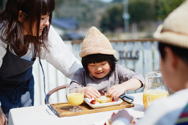 Cuộc sống điền viên đáng ngưỡng mộ của gia đình nhỏ Nhật Bản - Ảnh 2.