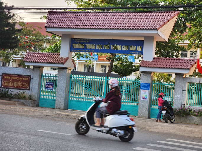 Lại xảy ra lùm xùm tại Trường THPT Chu Văn An, TP Buôn Ma Thuột - Ảnh 1.