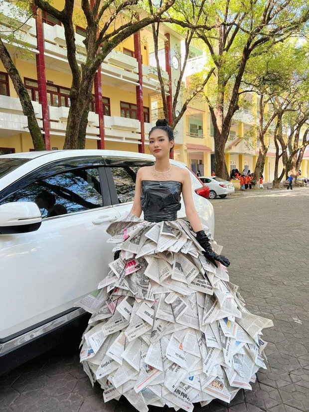 10 bộ váy dạ hội tuyệt đẹp tại tuần lễ thời trang Paris  Thời trang  Việt  Giải Trí