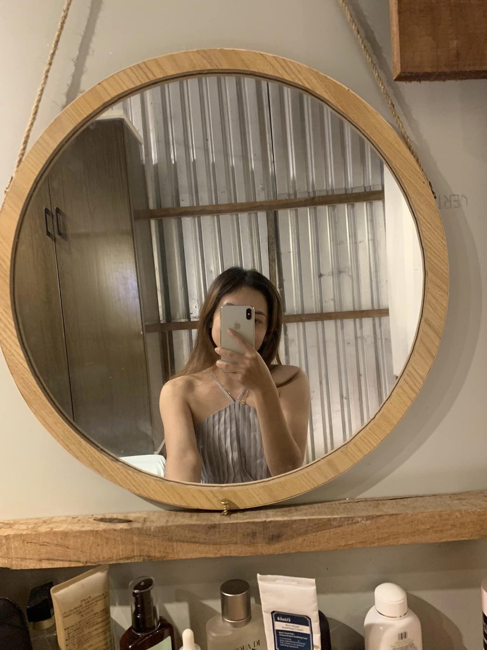 Được nghỉ phép 20 ngày, anh bộ đội mua đất, xây căn nhà gỗ 90m2 tặng vợ ở giữa núi rừng Buôn Mê Thuột - Ảnh 10. Được nghỉ phép 20 ngày, anh bộ đội mua đất, xây căn nhà gỗ 90m2 tặng vợ ở giữa núi rừng Buôn Mê Thuột - Ảnh 10.