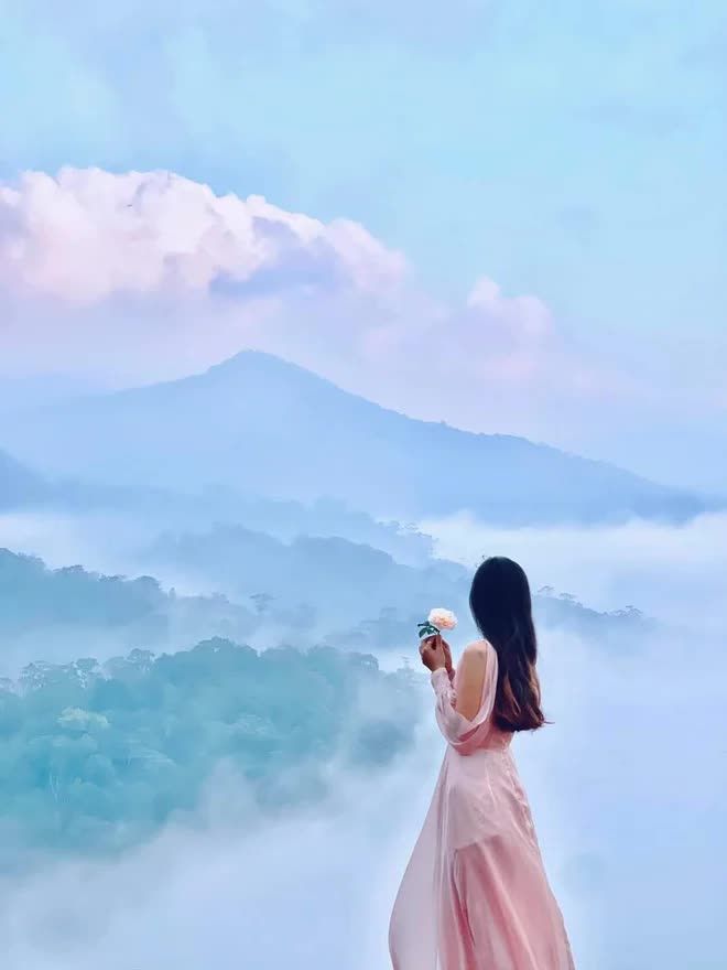 Đà Lạt thứ hai đẹp như tiên cảnh nhiều người còn chưa biết tên - Ảnh 7.