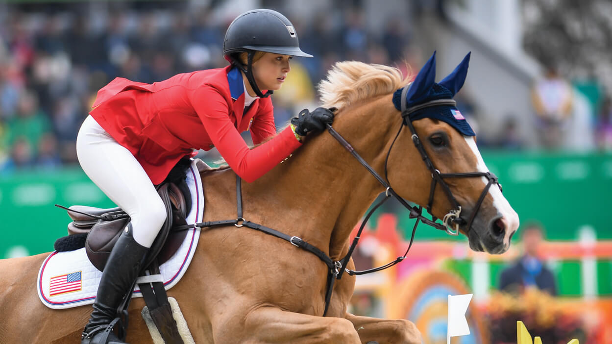 Chẳng cần nhận thừa kế, con gái Steve Jobs vẫn tận hưởng cuộc sống sang chảnh: Tự kiếm tiền không "dựa hơi" bố mẹ, có cả siêu du thuyền và máy bay tư nhân - Ảnh 4.