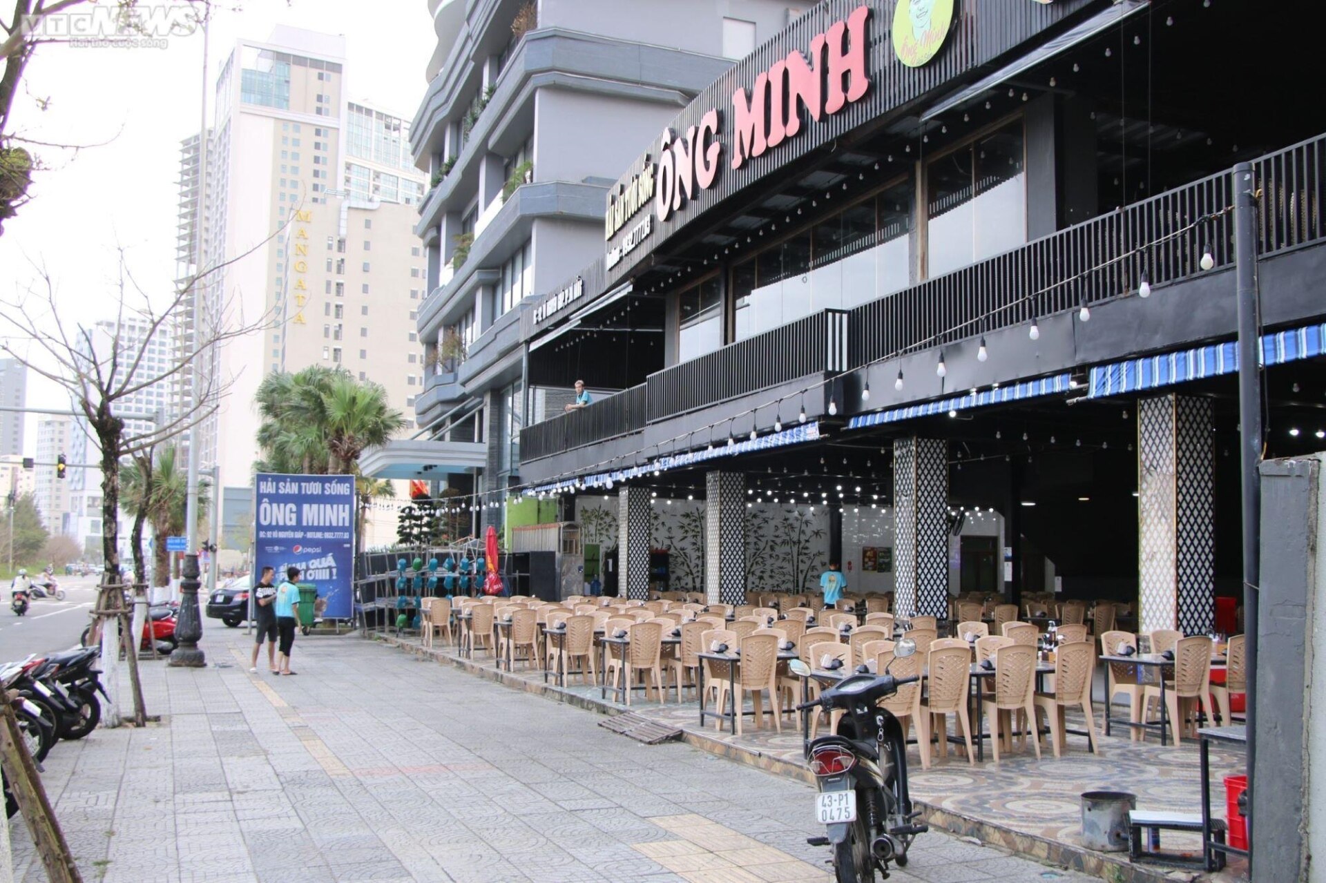 Khách sạn, nhà hàng ở Đà Nẵng chi tiền tỷ sửa sang, đón khách du lịch Trung Quốc - Ảnh 9.