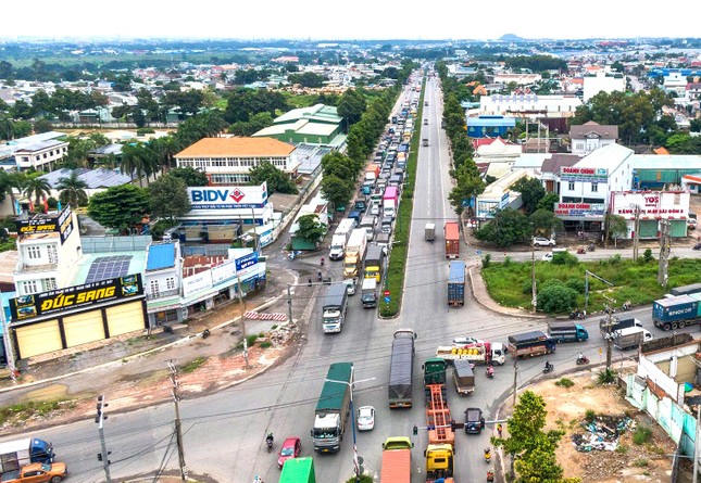 Bình Dương chi hàng chục nghìn tỷ đồng đầu tư các tuyến đường quan trọng - Ảnh 2. Bình Dương chi hàng chục nghìn tỷ đồng đầu tư các tuyến đường quan trọng - Ảnh 2.