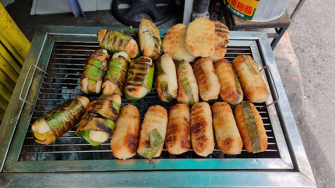 Thưởng thức chuối nếp nướng - top 9 món tráng miệng ngon nhất thế giới tại các quán nổi danh lâu nay ở TP.HCM - Ảnh 18.