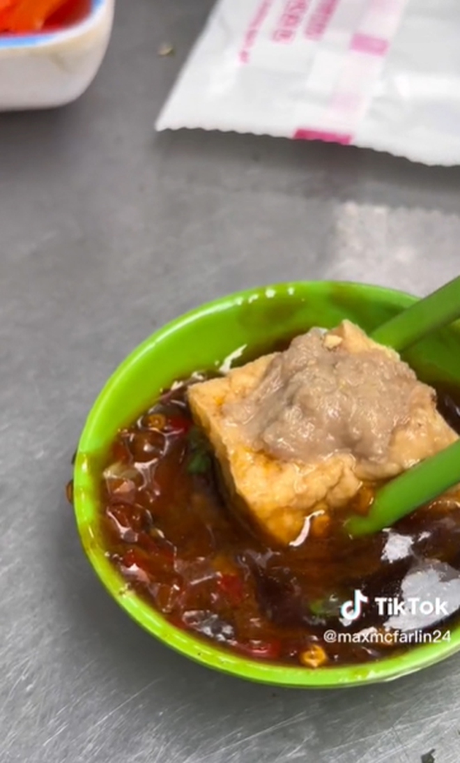  TP.HCM có một món hủ tiếu khiến khách Tây phải ca ngợi may mắn mới được thưởng thức - Ảnh 5.