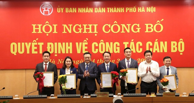 Hà Nội có 3 tân giám đốc sở quan trọng - Ảnh 1.