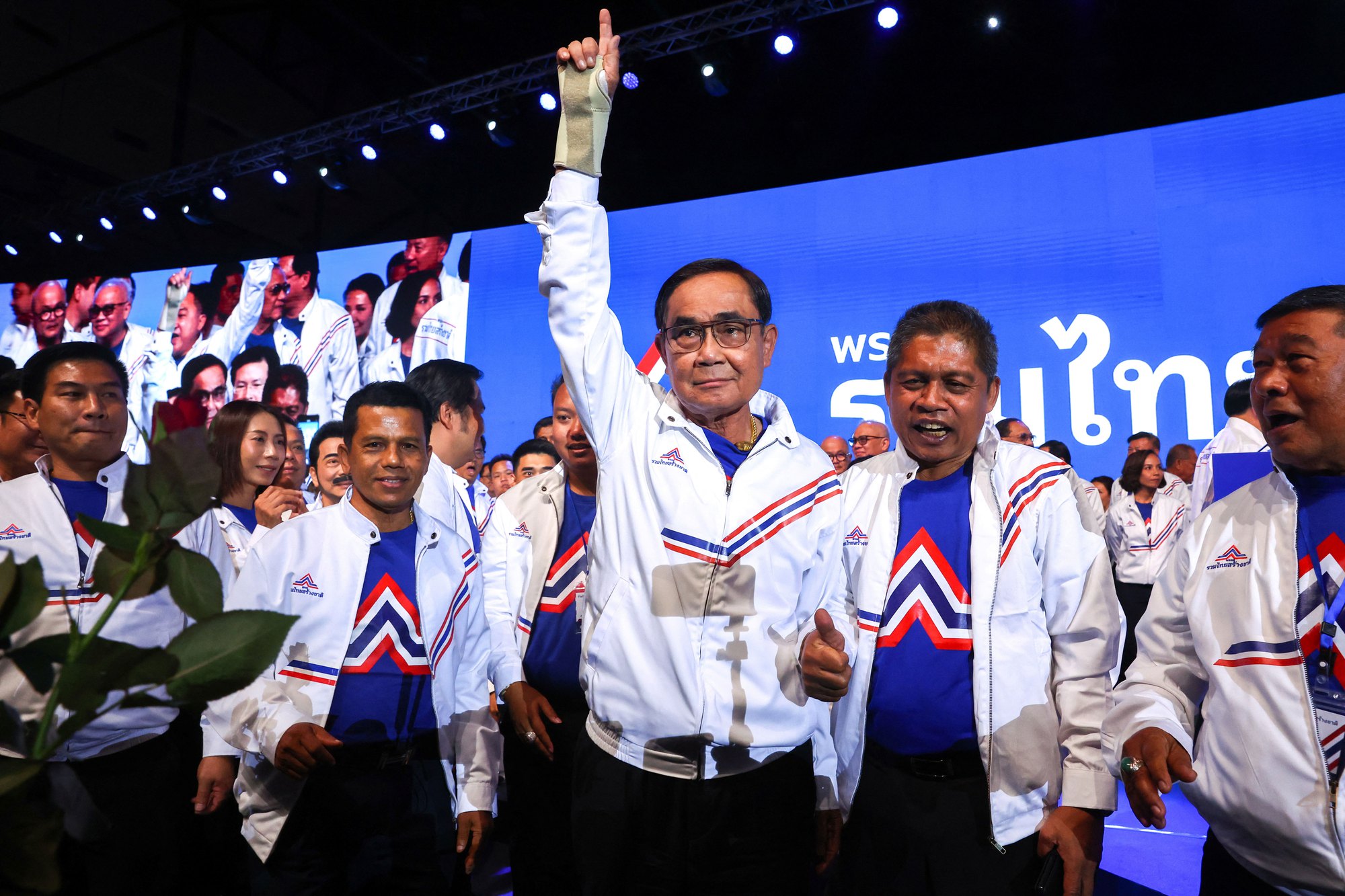 Bầu cử Thái Lan tăng nhiệt - Ảnh 1.