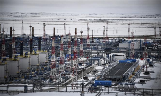 Các nước EU hướng tới ngừng nhập khẩu LNG của Nga - Ảnh 1.