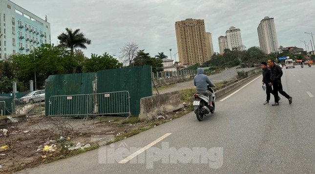 Nút giao 'dị dạng' trên tuyến đường trị giá hơn 1.100 tỷ đồng - Ảnh 10.