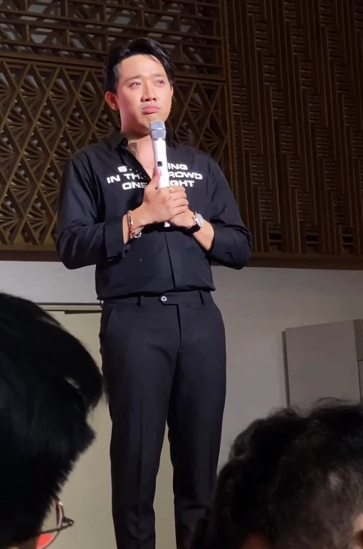 Phía Trấn Thành lên tiếng về ồn ào rạp phim: Không biết vì lí do gì bạn kia không mua suất khác mà hiểu lầm và lên án Trấn Thành - Ảnh 3. Phía Trấn Thành lên tiếng về ồn ào rạp phim: Không biết vì lí do gì bạn kia không mua suất khác mà hiểu lầm và lên án Trấn Thành - Ảnh 3.