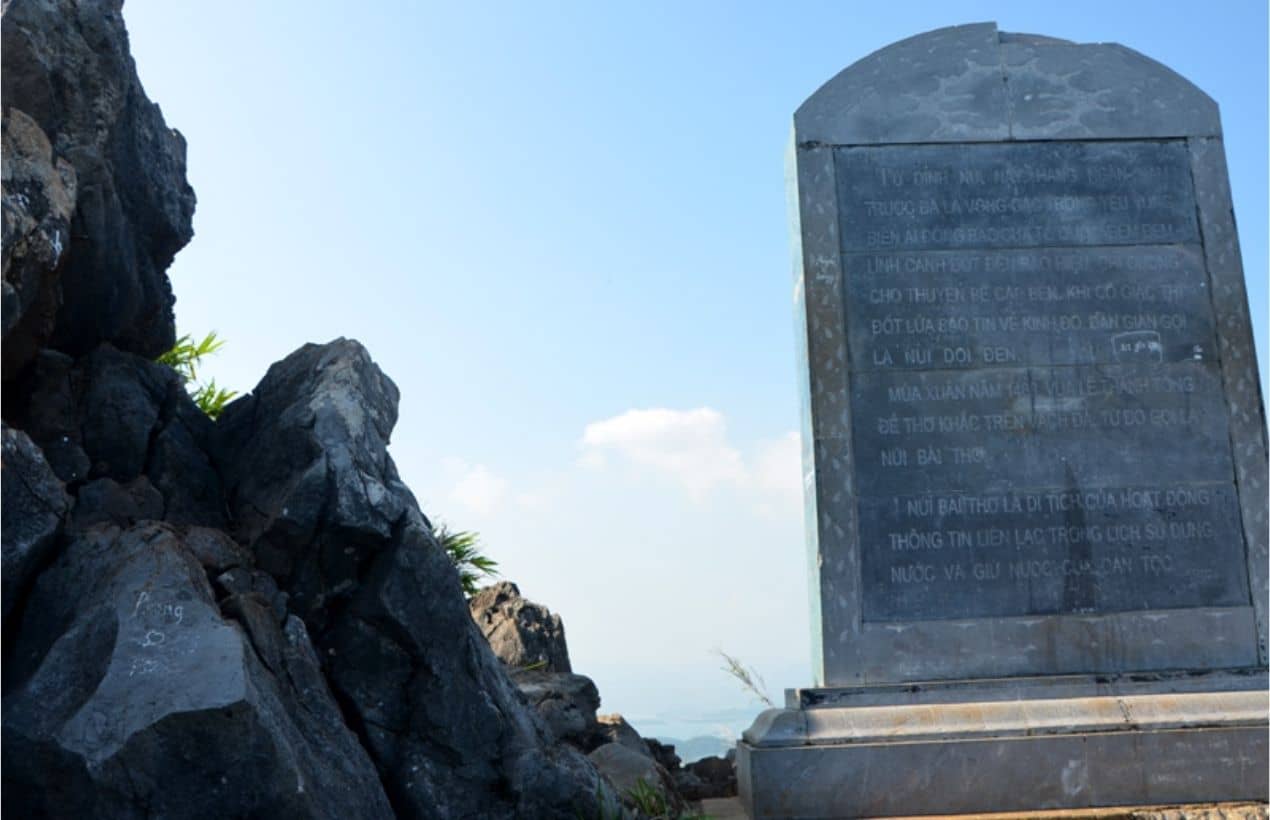 Núi Bài Thơ (Quảng Ninh) sắp được mở lại - Ảnh 1. Núi Bài Thơ (Quảng Ninh) sắp được mở lại - Ảnh 1.