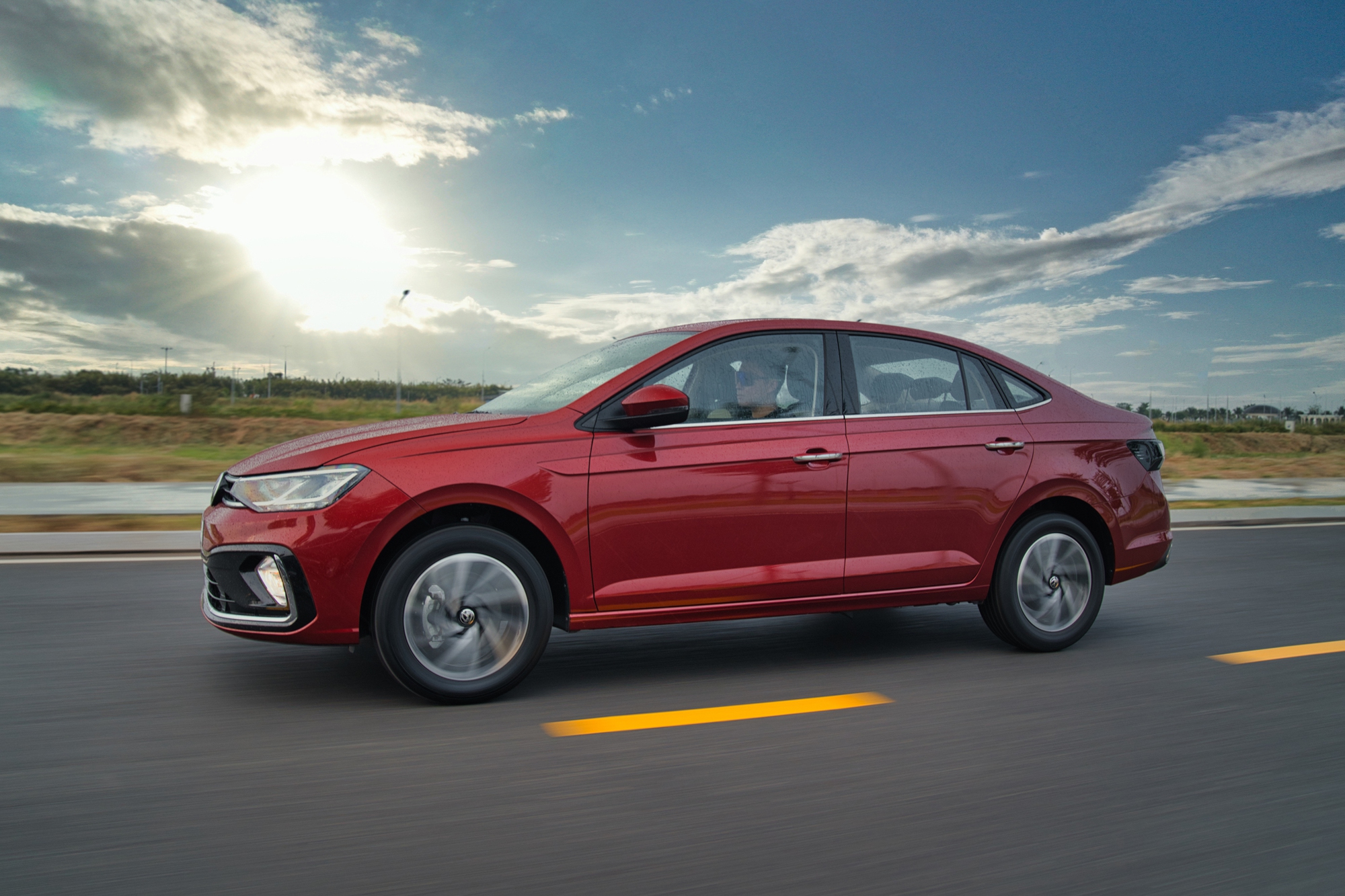 Volkswagen Virtus ra mắt Việt Nam: Sedan hạng B nhưng giá gần 1 tỷ đồng, ngang Camry và Mazda6 - Ảnh 10.