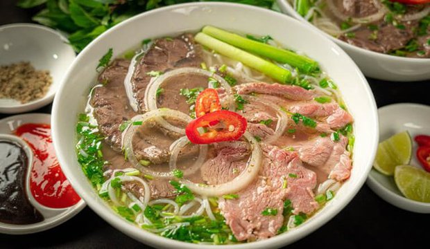 Khách Tây chấm điểm 4 món ăn Việt: Phở vẫn chưa phải món được điểm cao nhất - Ảnh 5.