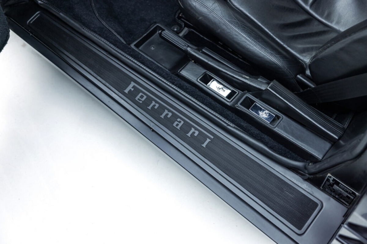 Chiêm ngưỡng 5 mẫu xe Ferrari Testarossa cổ sẽ được đấu giá tại Ý vào tháng 5 tới - Ảnh 9.