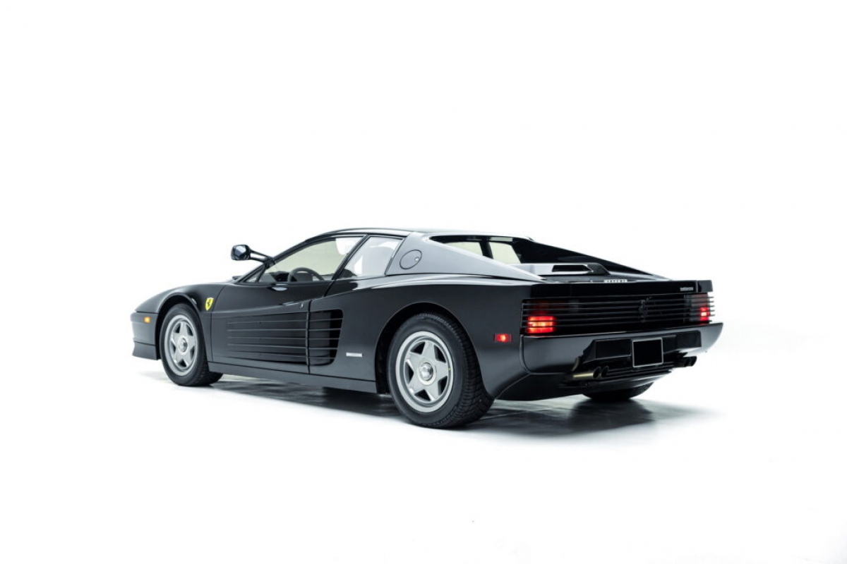 Chiêm ngưỡng 5 mẫu xe Ferrari Testarossa cổ sẽ được đấu giá tại Ý vào tháng 5 tới - Ảnh 12.