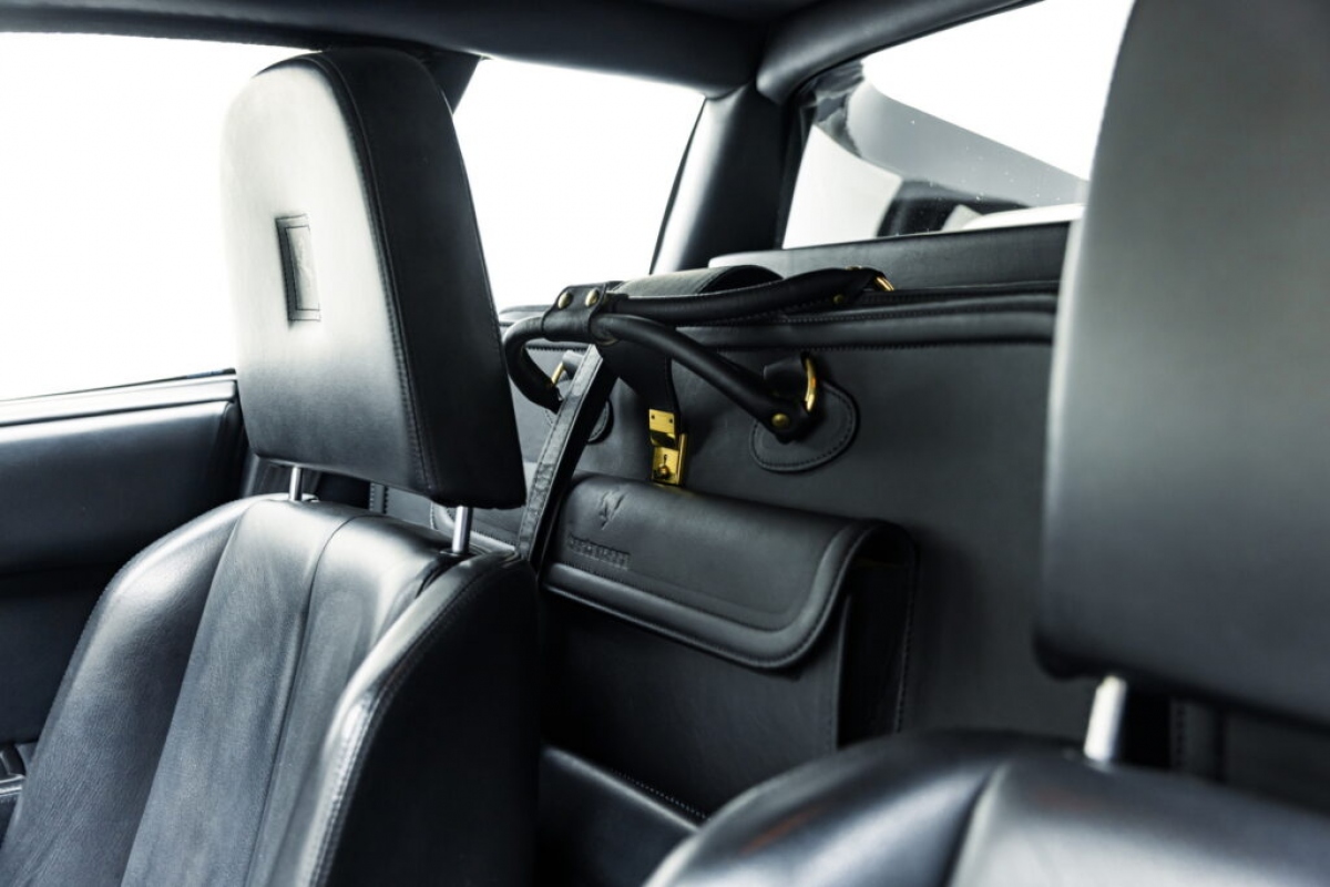 Chiêm ngưỡng 5 mẫu xe Ferrari Testarossa cổ sẽ được đấu giá tại Ý vào tháng 5 tới - Ảnh 28.