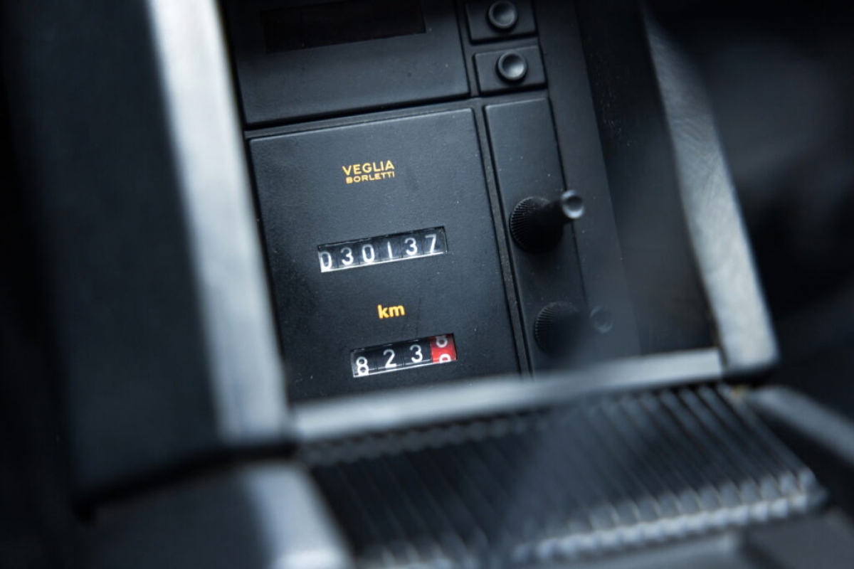 Chiêm ngưỡng 5 mẫu xe Ferrari Testarossa cổ sẽ được đấu giá tại Ý vào tháng 5 tới - Ảnh 26.