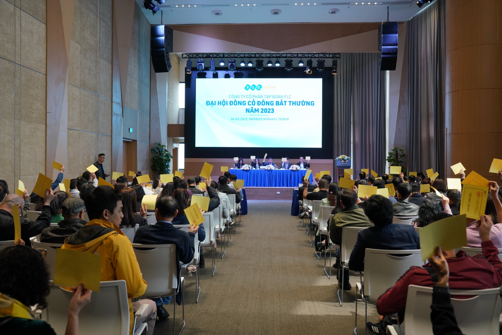 ĐHCĐ bất thường Tập đoàn FLC: Bà Vũ Đặng Hải Yến người từng được ông Trịnh Văn Quyết ủy quyền cổ đông chính thức trở lại FLC - Ảnh 3. ĐHCĐ bất thường Tập đoàn FLC: Bà Vũ Đặng Hải Yến người từng được ông Trịnh Văn Quyết ủy quyền cổ đông chính thức trở lại FLC - Ảnh 3.