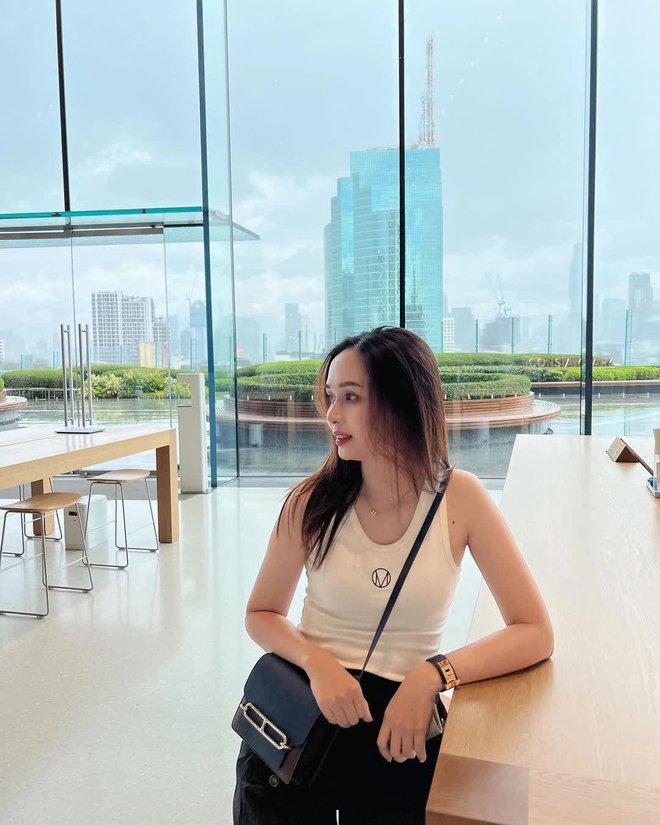 Ái nữ cựu Chủ tịch CLB Sài Gòn bị mẹ mắng vì tiêu gần 300 triệu theo cách không thể hiểu nổi - Ảnh 11. Ái nữ cựu Chủ tịch CLB Sài Gòn bị mẹ mắng vì tiêu gần 300 triệu theo cách không thể hiểu nổi - Ảnh 11.