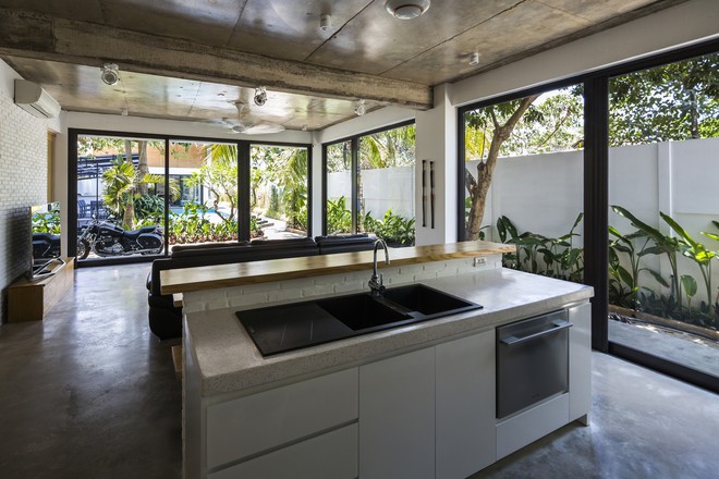 Biệt thự mái lá ở miền Tây được báo Tây hết lời khen ngợi - Ảnh 4. Biệt thự mái lá ở miền Tây được báo Tây hết lời khen ngợi - Ảnh 4.