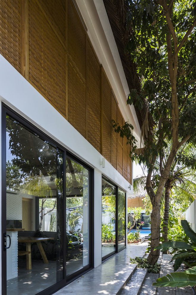 Biệt thự mái lá ở miền Tây được báo Tây hết lời khen ngợi - Ảnh 11. Biệt thự mái lá ở miền Tây được báo Tây hết lời khen ngợi - Ảnh 11.