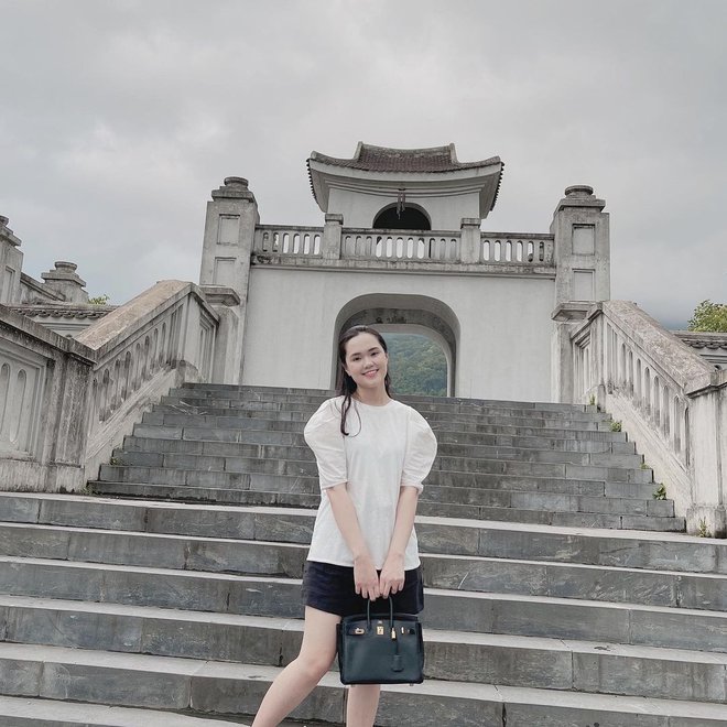 Ái nữ cựu Chủ tịch CLB Sài Gòn bị mẹ mắng vì tiêu gần 300 triệu theo cách không thể hiểu nổi - Ảnh 6. Ái nữ cựu Chủ tịch CLB Sài Gòn bị mẹ mắng vì tiêu gần 300 triệu theo cách không thể hiểu nổi - Ảnh 6.