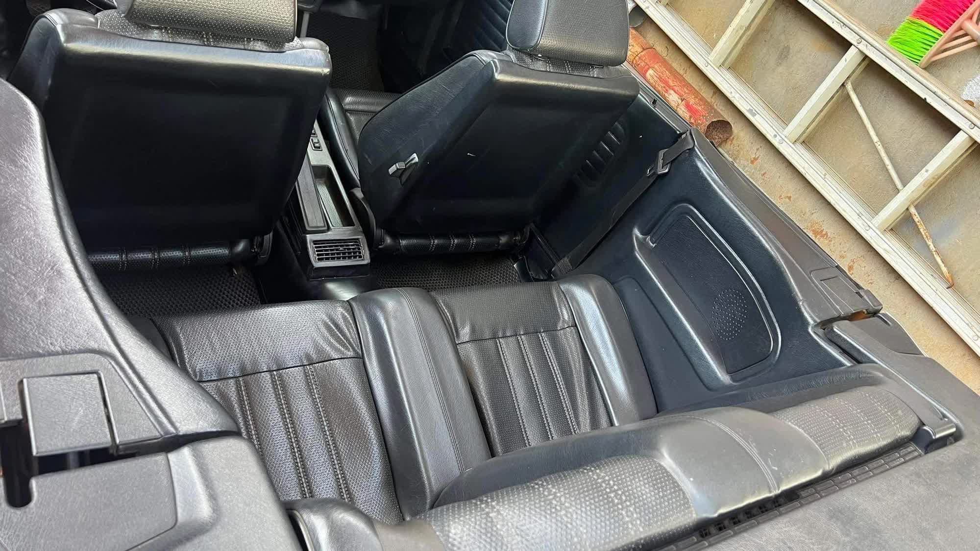 Bán BMW 3-Series 30 năm tuổi đắt ngang Mazda6 đập hộp, người bán chia sẻ: Hàng độc nhất trên thị trường, nguyên bản đến 98% - Ảnh 7. Bán BMW 3-Series 30 năm tuổi đắt ngang Mazda6 đập hộp, người bán chia sẻ: Hàng độc nhất trên thị trường, nguyên bản đến 98% - Ảnh 7.