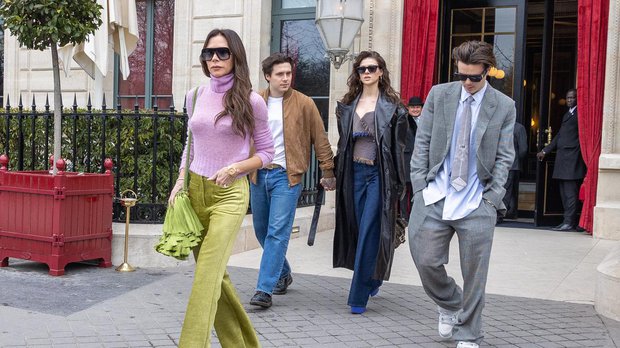 Victoria Beckham và con dâu tỷ phú cuối cùng đã làm hoà sau drama, nhìn thái độ mẹ chồng nàng dâu là hiểu - Ảnh 1.