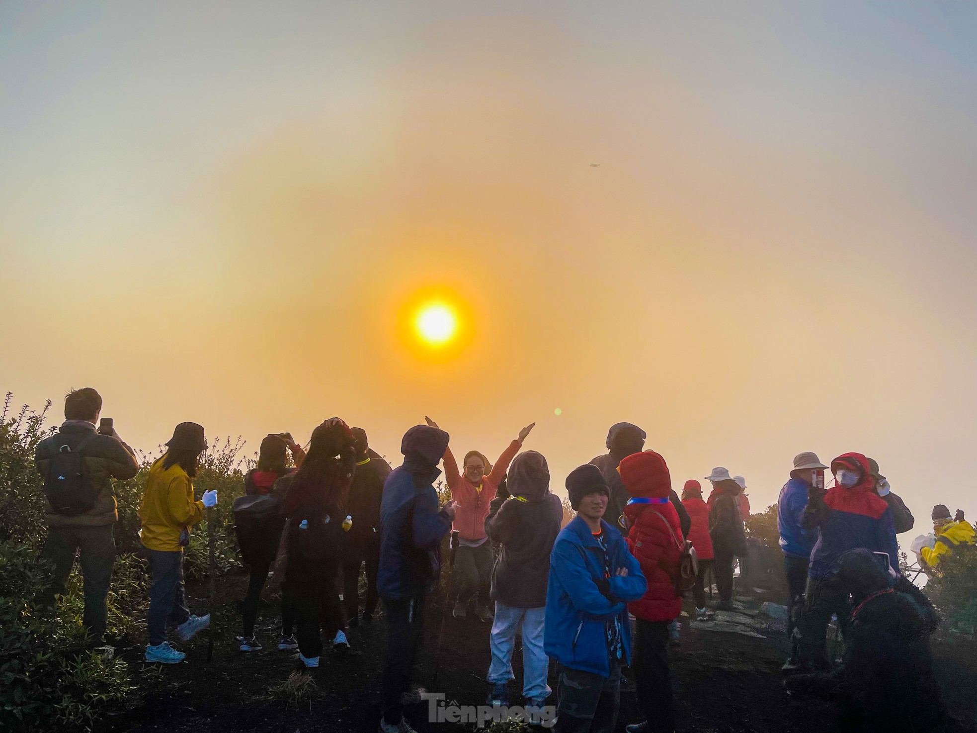 Săn mây giữa khung cảnh thần tiên trên đỉnh núi Lảo Thẩn - Y Tý - Ảnh 8.