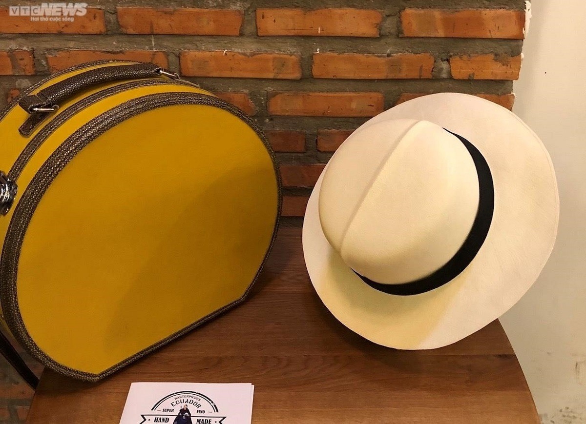 Đại gia Việt sở hữu chiếc mũ cói giá 3,5 tỷ đồng - Ảnh 10.