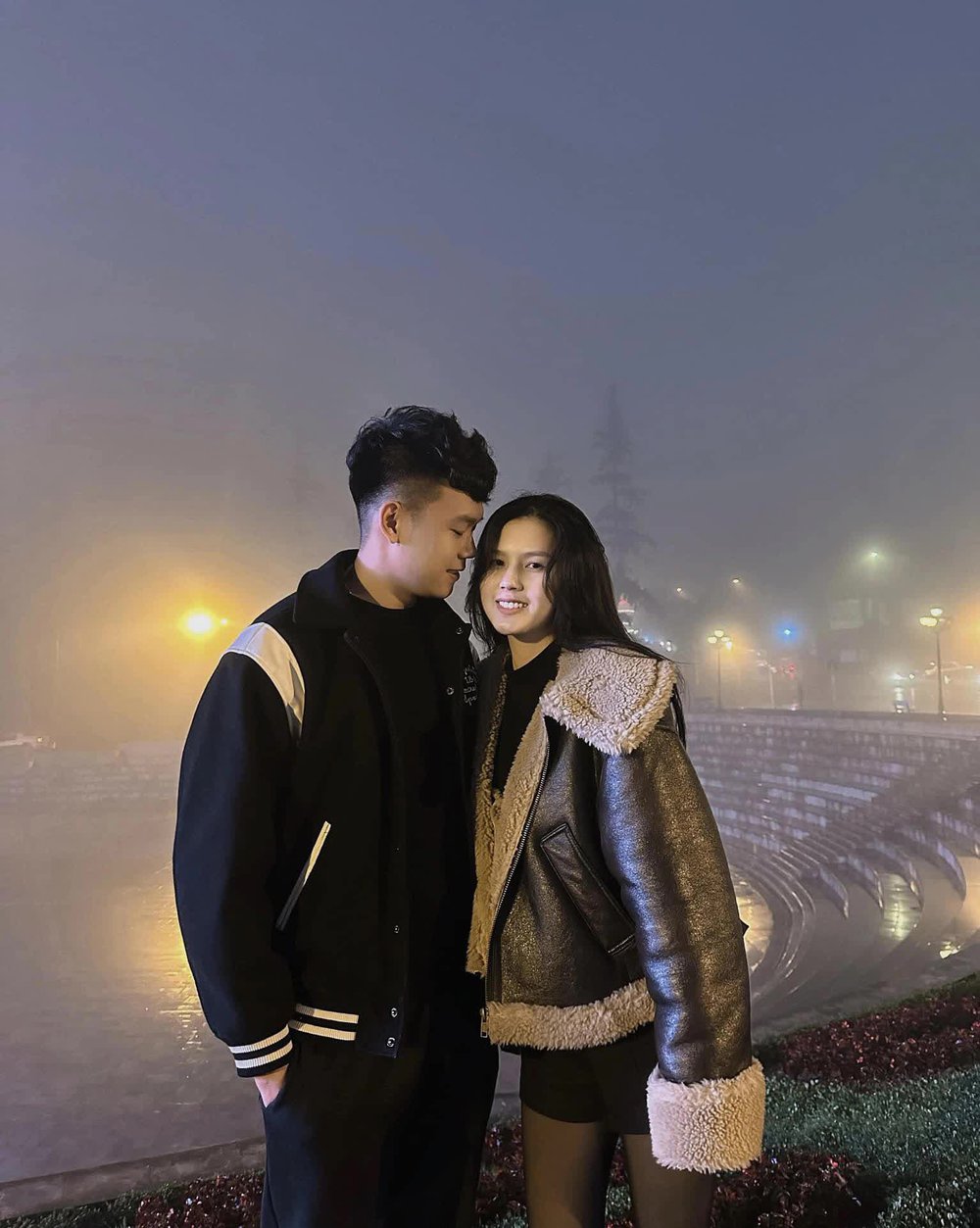 Cô gái đẹp xứ Tuyên làm vợ cầu thủ, sinh con xong nhan sắc càng thăng hạng, chồng đều đặn chuyển khoản dãy số dài - Ảnh 9. Cô gái đẹp xứ Tuyên làm vợ cầu thủ, sinh con xong nhan sắc càng thăng hạng, chồng đều đặn chuyển khoản dãy số dài - Ảnh 9.