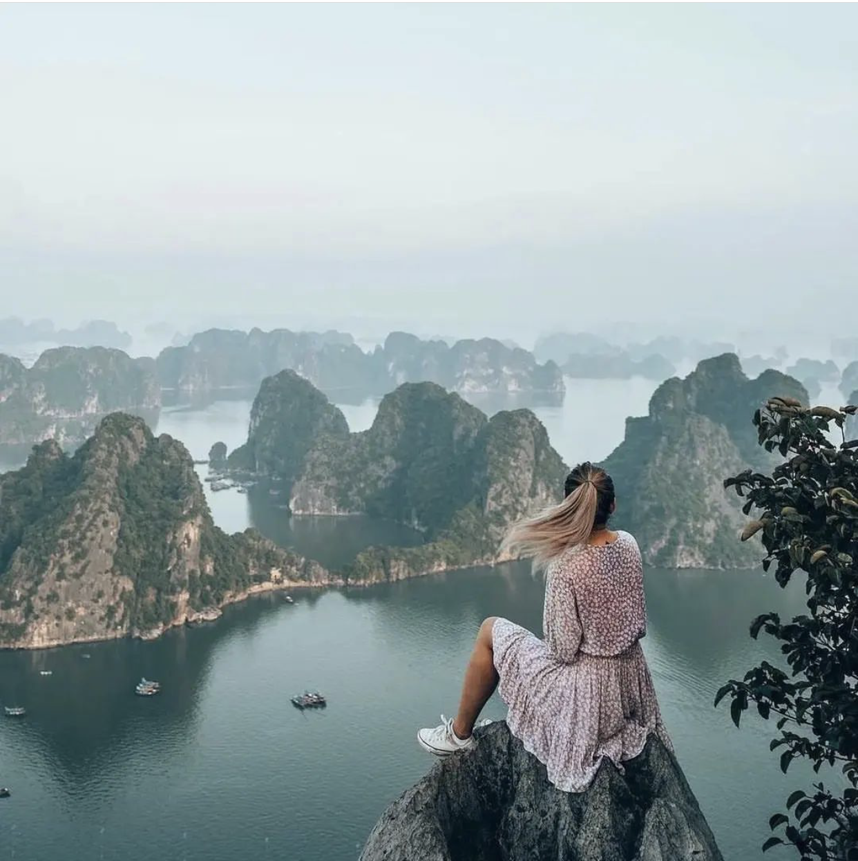 Núi Bài Thơ từng gây sốt thế nào với du khách quốc tế: Nhìn những tấm hình đẹp mê ảo này là hiểu! - Ảnh 6. Núi Bài Thơ từng gây sốt thế nào với du khách quốc tế: Nhìn những tấm hình đẹp mê ảo này là hiểu! - Ảnh 6.